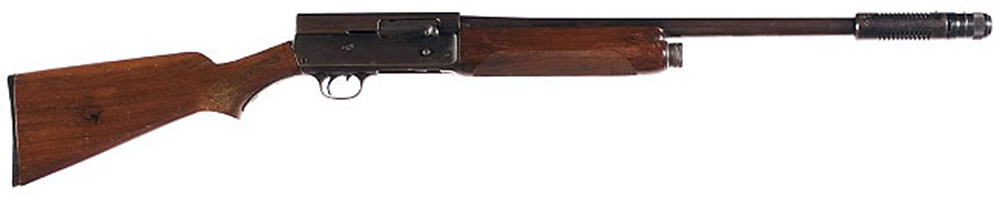 Remington Model 11 с дульным компенсатором системы Каттса (Cutts), использовавшееся для первоначального обучения бортстрелков ВВС США в годы Второй мировой войны