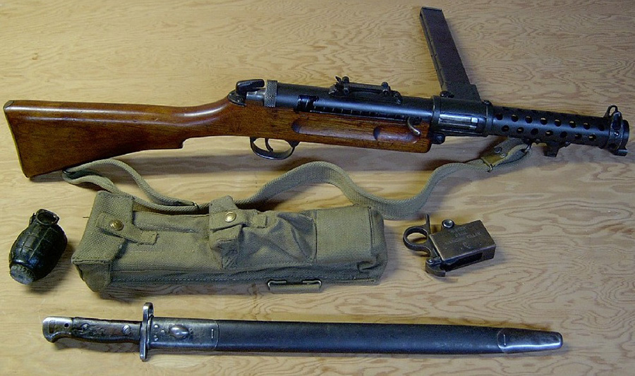 Пистолет-пулемёт Lanchester Mk.1