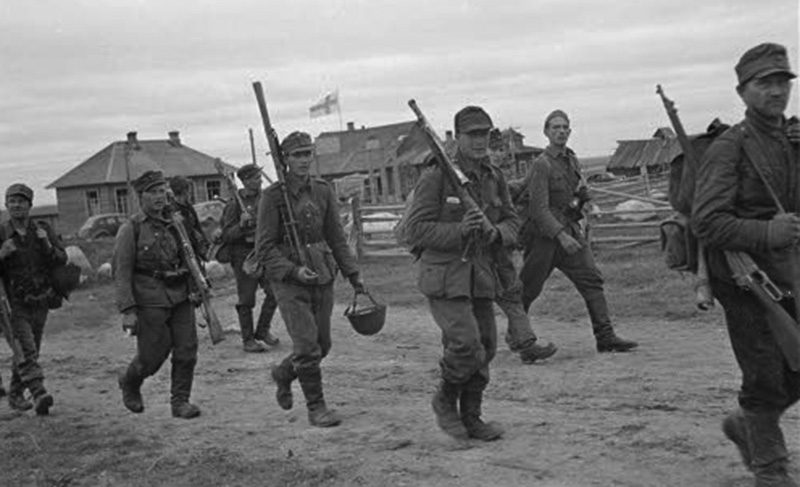 Финские солдаты на марше, 1941 год